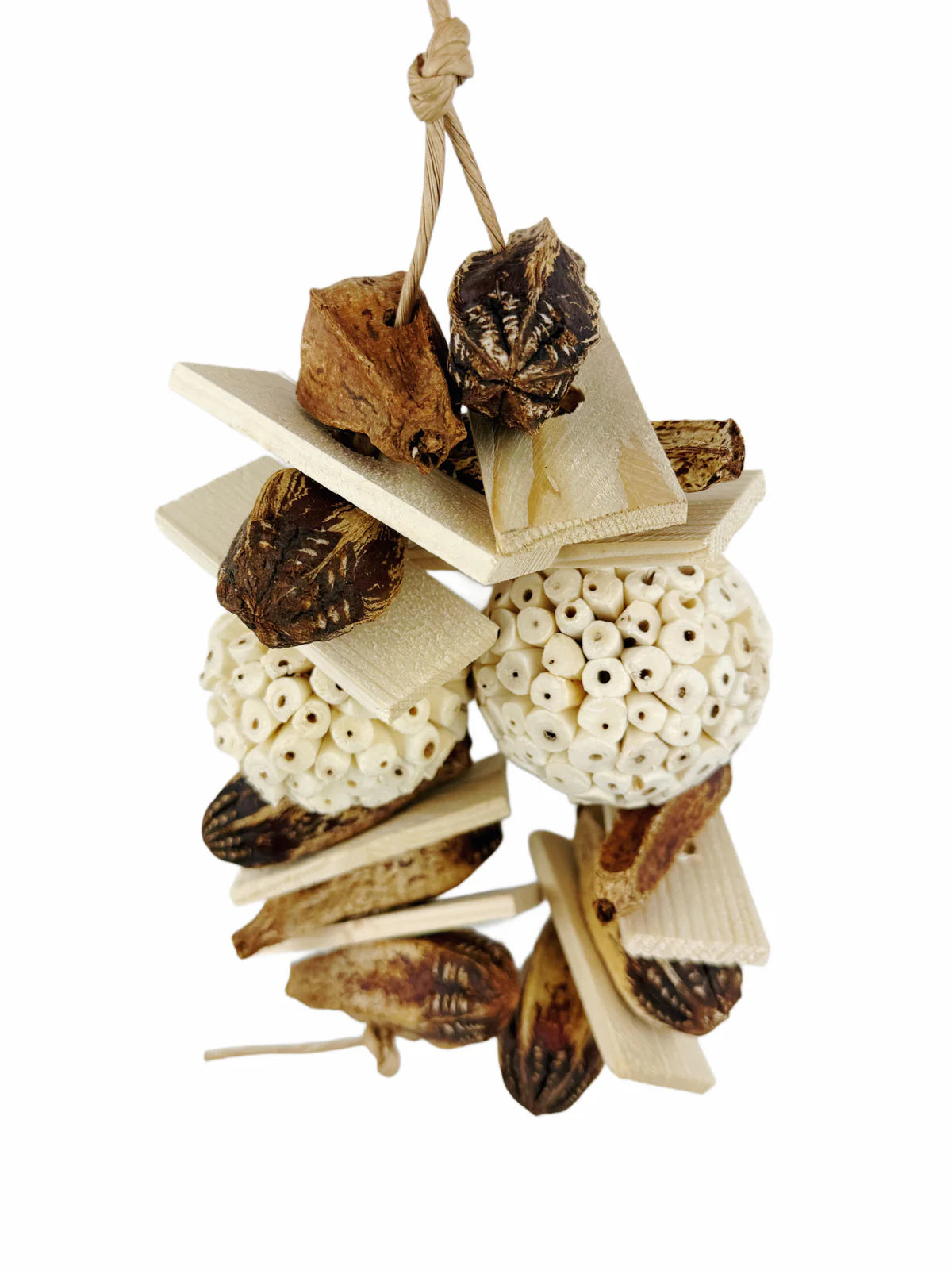 Playful Natural Foraging Ball Bird Pet Chew Ornament